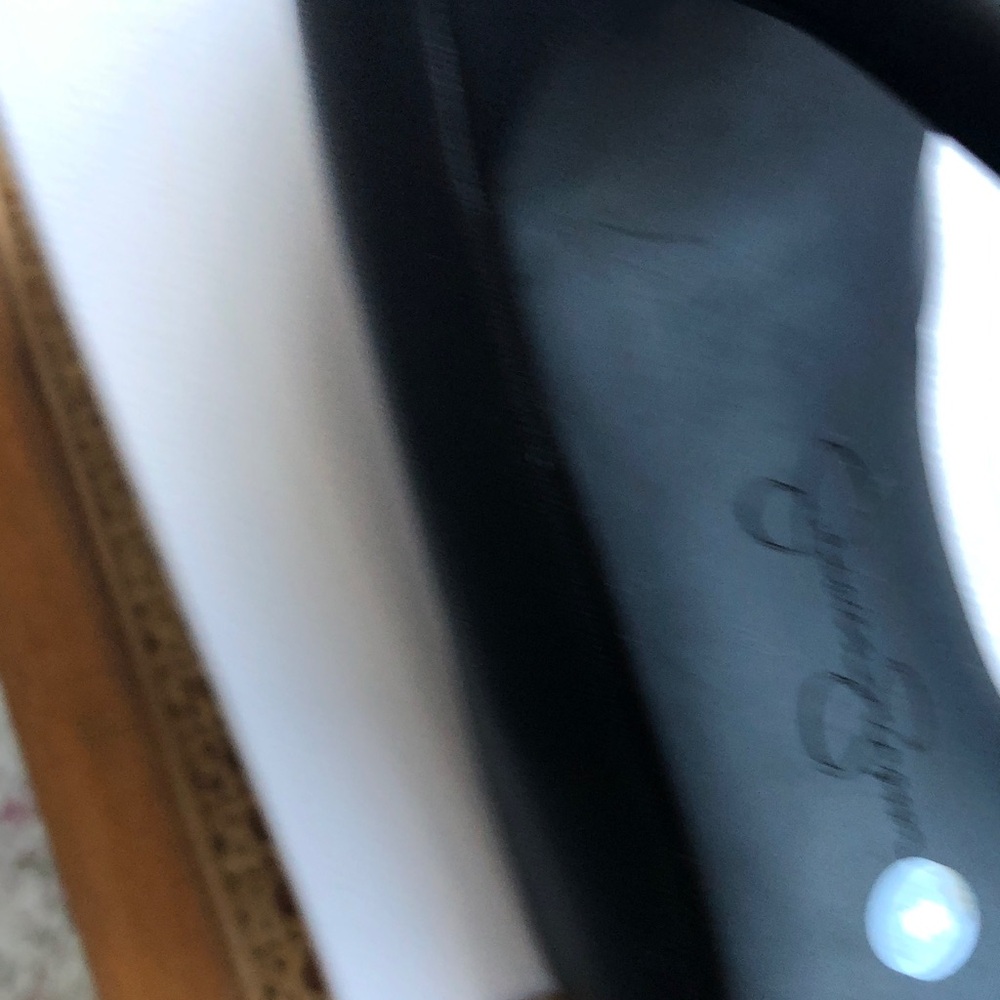 Jessica Simpson Black Pointed-Toe High Heel Pumps - Picture 5 of 7